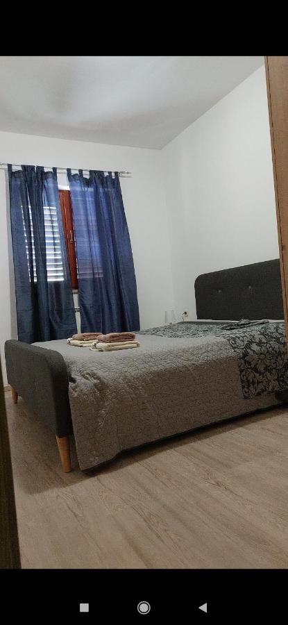 Apartments Graciela Пула Экстерьер фото